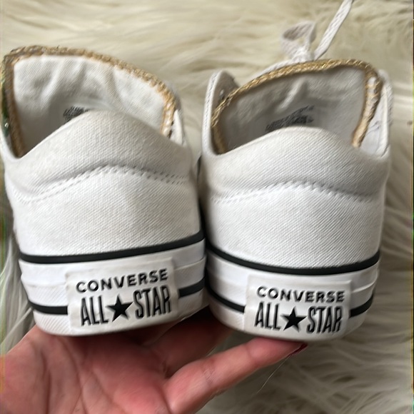 Converse - Picture 4 of 10
